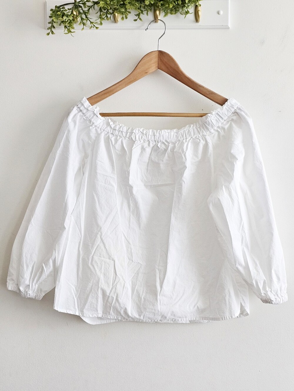 J.Crew White Cotton Ruffle Off Shoulder Peasant Blouse Size 6